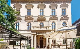 Garden Palace