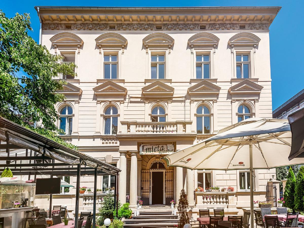 Garden Palace Cracovie Extérieur photo